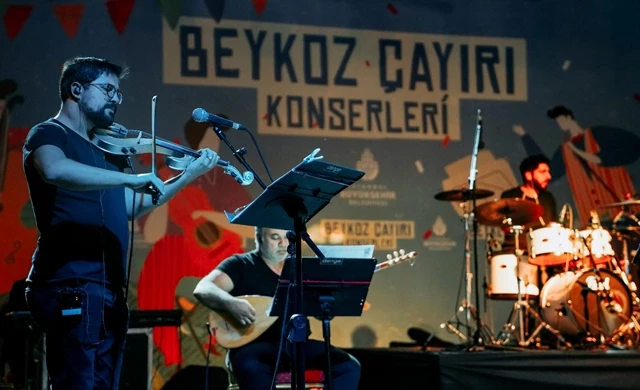 İSTANBUL’DA HAFTA SONU HER YERDE “SOKAKTA SANAT VAR”