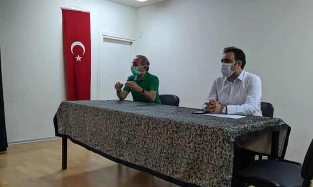 Sancaktepe Osmangazi İlkokulu’nda pandemiyle mücadele semineri düzenlendi