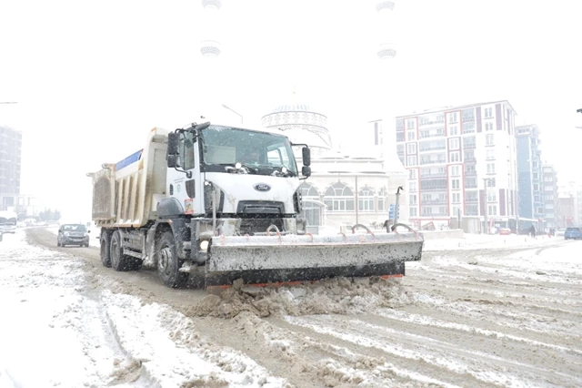 EDİRNE BELEDİYESİ’NDEN KARLA MÜCADELE