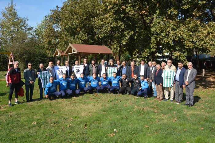 Kars İstanbul Veteranlar Futbol Takımı Sancaktepe’de kahvaltıda bir araya geldi