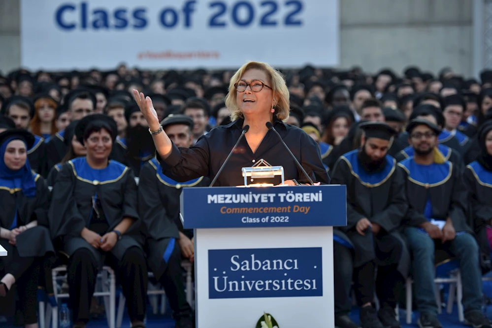 GÜLER SABANCI, DÜNYANIN EL ELE VEREREK, İKLİM ACİL DURUMUNA ÇÖZÜMLER ÜRETMESİ,  BİRLİKTE ÇALIŞMASI GEREKİYOR