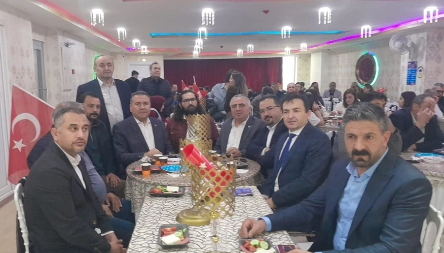 Sancaktepe Erbaalılar Derneği kahvaltı programı düzenledi