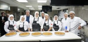 ENSTİTÜ İSTANBUL İSMEK KADINLARI EN İYİ BAKLAVAYI YAPMAK İÇİN YARIŞTI