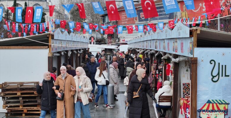 “YILBAŞI PAZARI 2025” ÜSKÜDAR’DA BAŞLADI